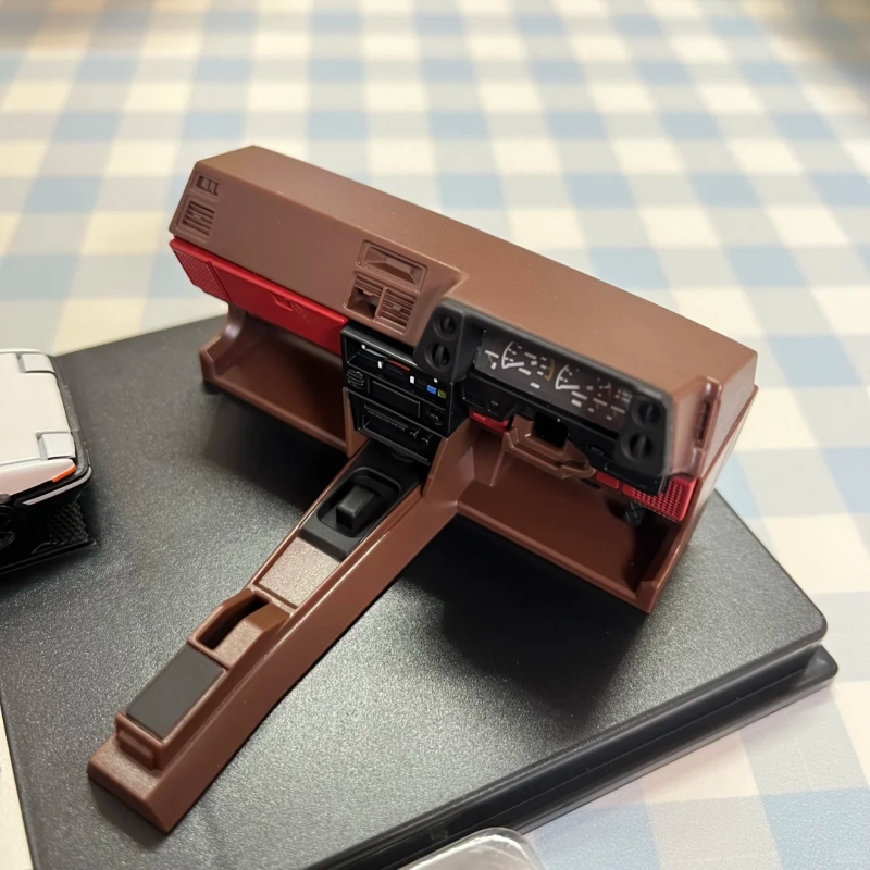 Modèle de voiture Takara Tomy  - Model Kit Ae86 avis et prix
