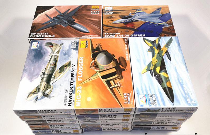 25 Pièces 1/144 Modèles d'avio - Model Kit Revell avis et prix