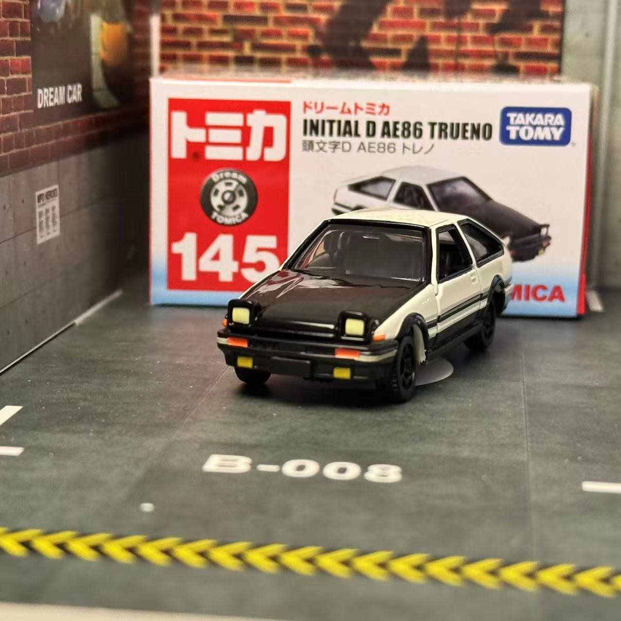 Rêve Tomica NO. 145 initiale D - Model Kit Ae86 avis et prix