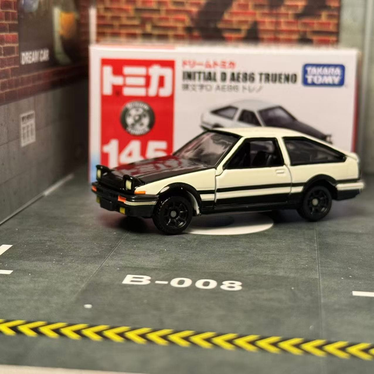 Rêve Tomica NO. 145 initiale D - Model Kit Ae86 avis et prix